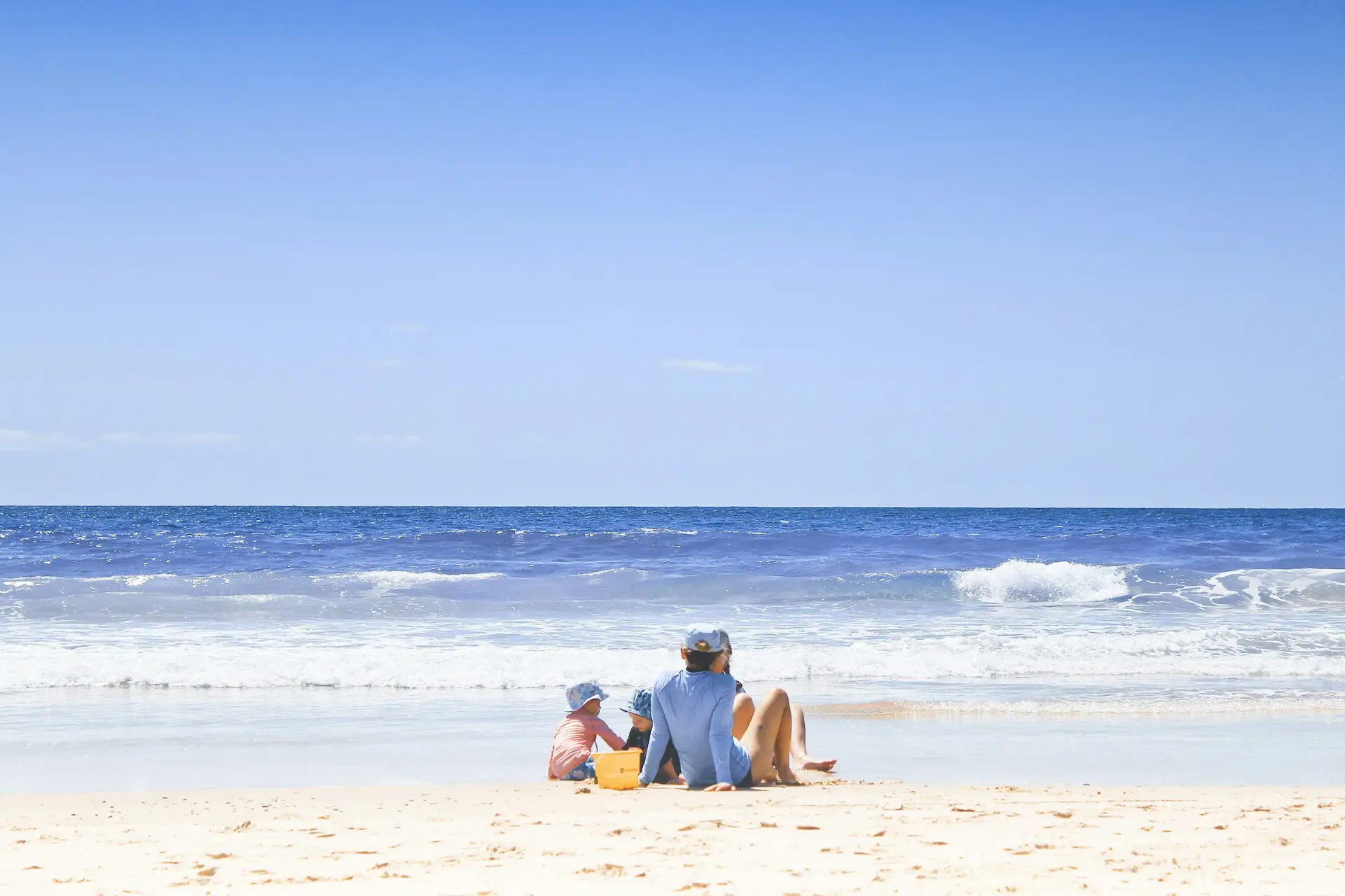 <h2>Last Minute Beach Breaks</h2>