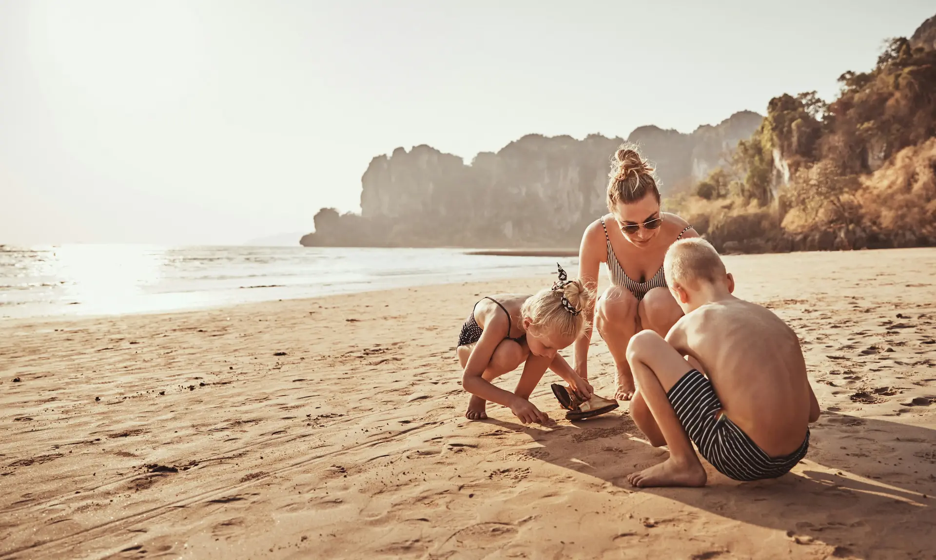 <h3 style="text-align: center;"><strong>Family Beach Holidays</strong></h3>