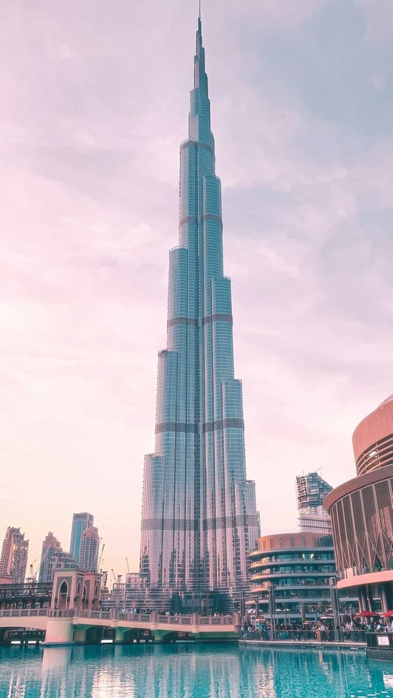 Summit The Burj Khalifa